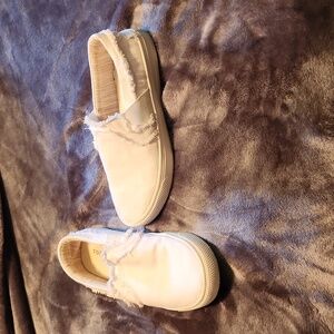 Torrid White Sneakers Comfortable Everyday Shoes